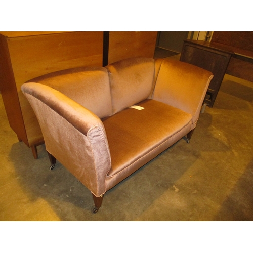 598 - Late Victorian Drop End Settee, one castor missing