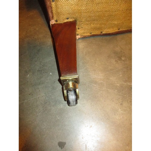 598 - Late Victorian Drop End Settee, one castor missing