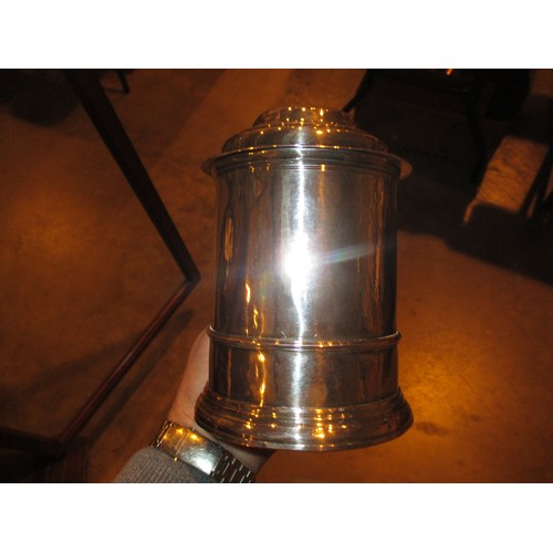 416 - 18th Century Silver Lidded Tankard, London 1733, Maker WD, 660g, 16cm h