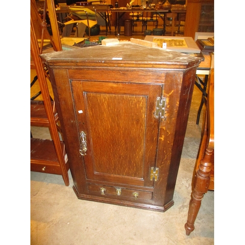 432 - George III Oak Corner Cabinet