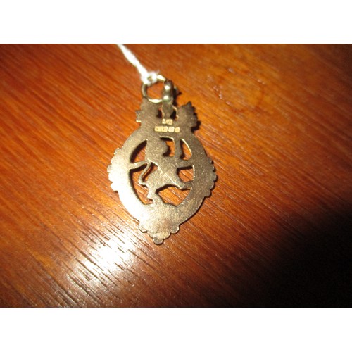 324 - 9ct Gold Rampant Lion Fob, 4.31g