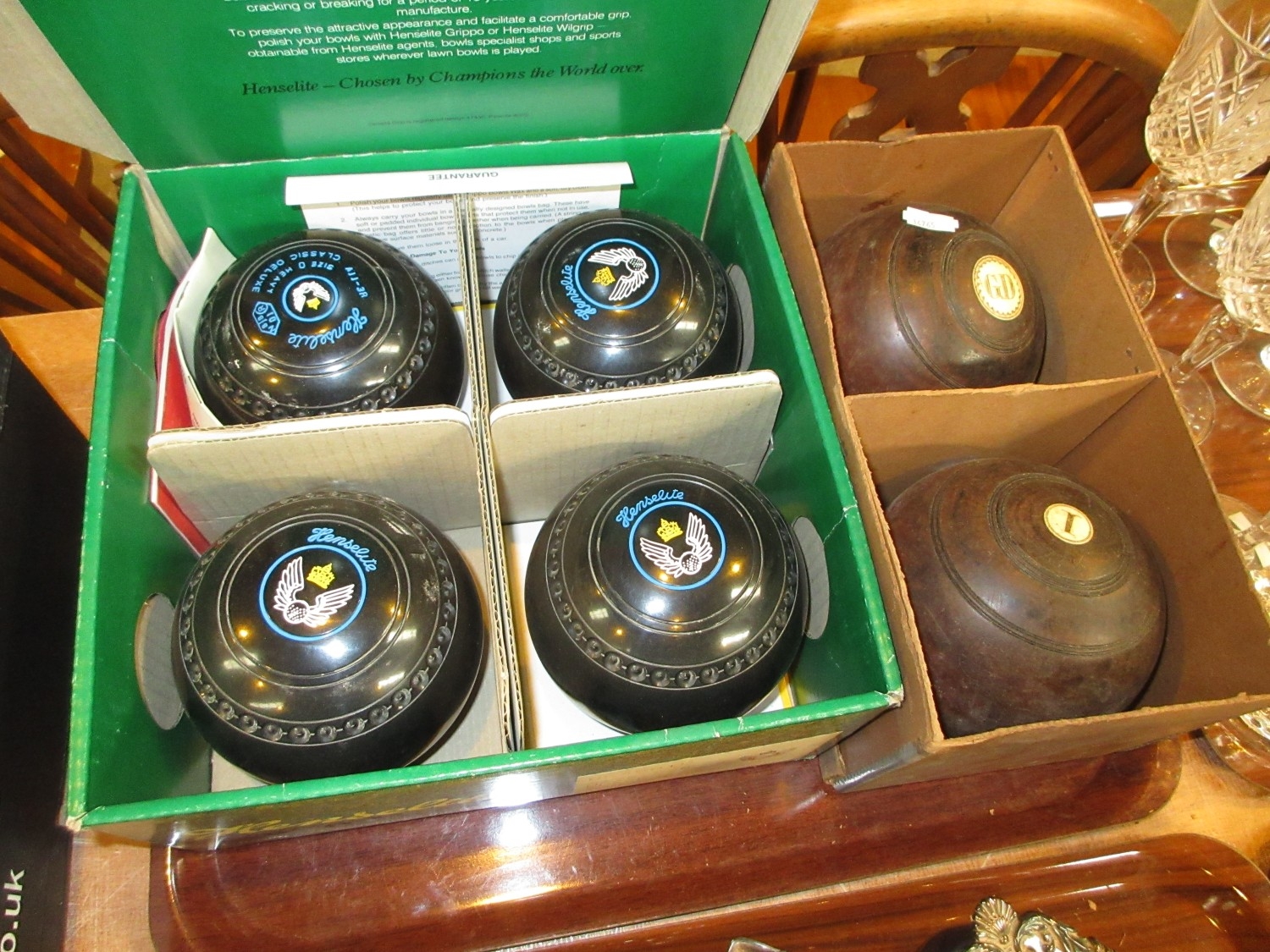 Set of 4 Henselite Lawn Bowls and Pair of Thomas Taylor Bowling Woods