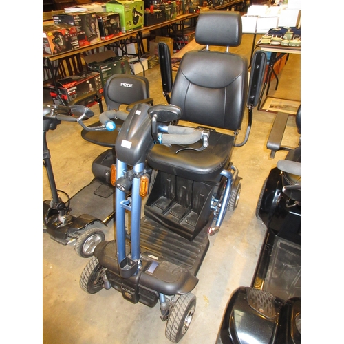 504 - Liteway 8 Mobility Scooter, SP15 FWV, with New Batteries, Key, Charger and V5 Document