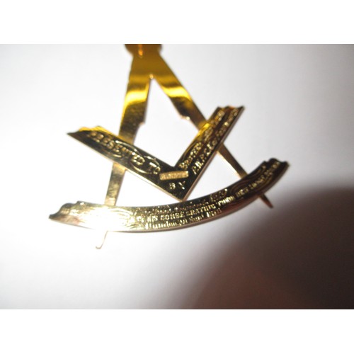 353 - Presentation Masonic Jewel, Dundee 1876, with Fitted Case