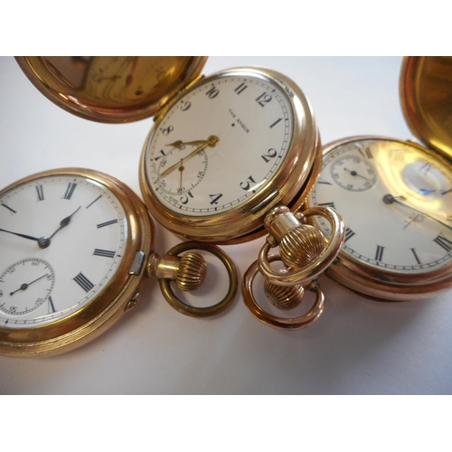 227 - A gentleman's Waltham pocket watch, white enamel dial, seconds dial, in a gold plated half hunting c... 