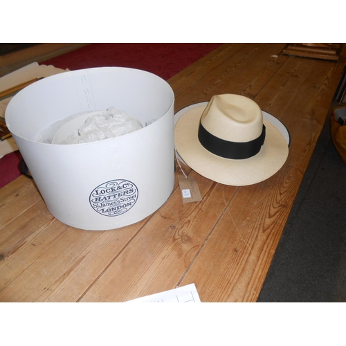 48 - A Lock and Co Panama hat size 58, in fitted box (as new)