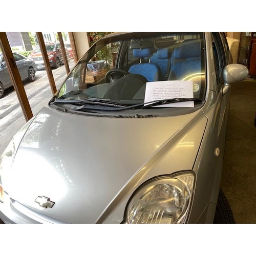 2 - A Chevrolet Matiz 1.0 SE 5dr, 29000 miles approx., petrol, manual, first registered December 2007, t... 