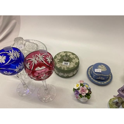 117 - A Wedgwood blue jasper trinket box and pin tray, a green jasper box, crinoline ladies, two hocks, gl... 