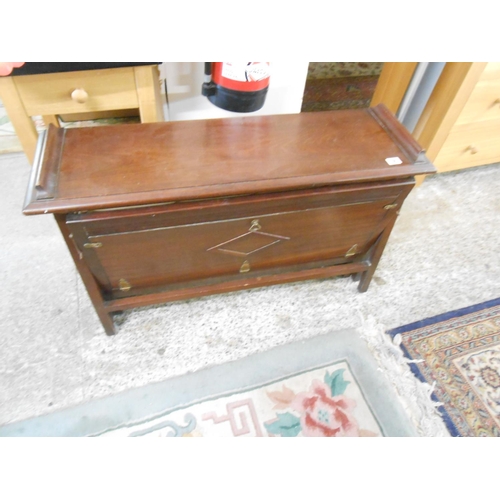 48 - A mahogany framed campaign style folding bed with brass mounts