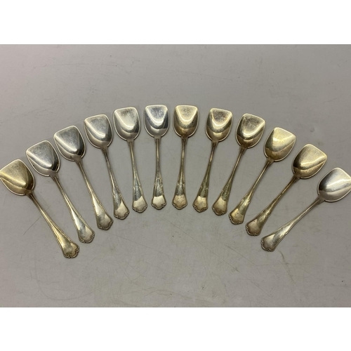 160 - A set of twelve Continental silver ice cream spoons