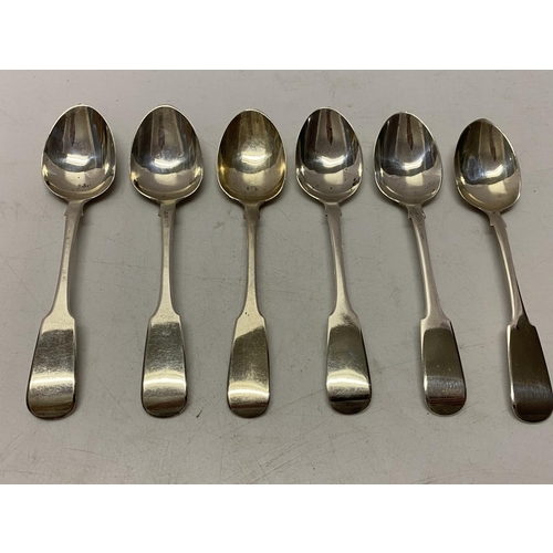 172 - A set of six silver teaspoons with fiddle pattern handles - Edinburgh 1825