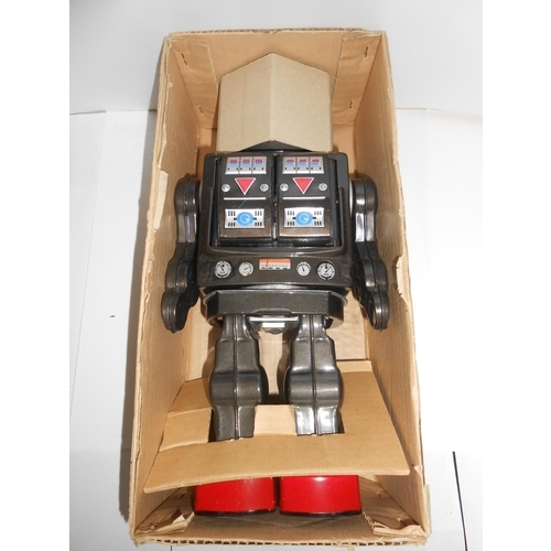 351 - A Japanese battery operated Rotate O Matic Super Astronaut, in fitted box - 12in. high