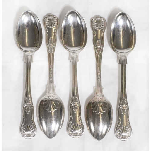 149 - A set of six silver teaspoons with fiddle, thread and shell pattern handles - Exeter 1867, makers ma... 