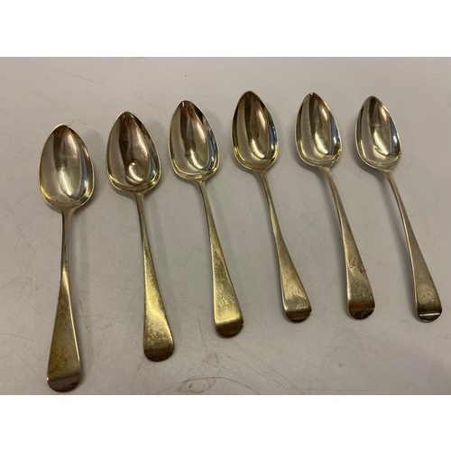 208 - A set of six Georgian silver egg spoons - London 1807, makers marks for Thomas Dicks