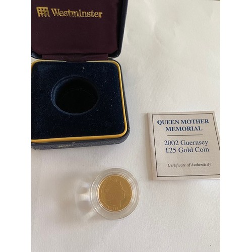 262 - A Westminster Mint Queen Mother Memorial 2002 Guernsey £25 Gold Coin, in fitted box, complete with c... 