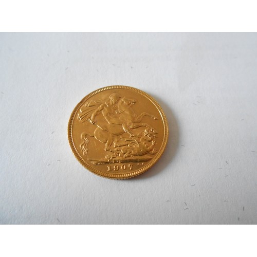 266 - A gold sovereign dated 1907

Buyers premium does not apply to the purchase of this lot