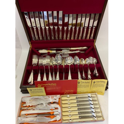 216 - A canteen of Coopers Du Barry pattern silver plated flatware