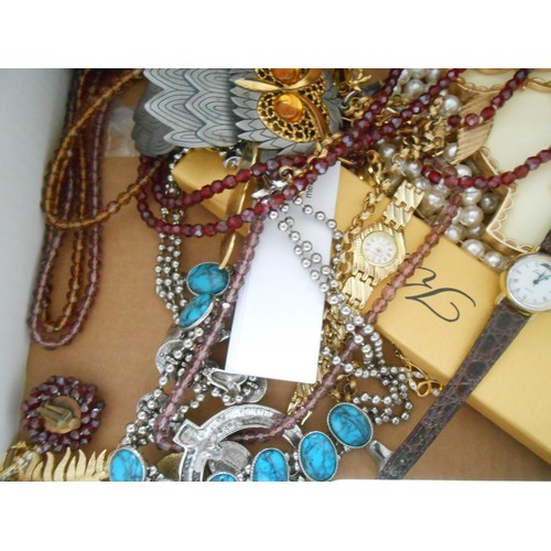 219 - A selection of costume jewellery including a silver coloured metal and turquoise style necklace, a l... 