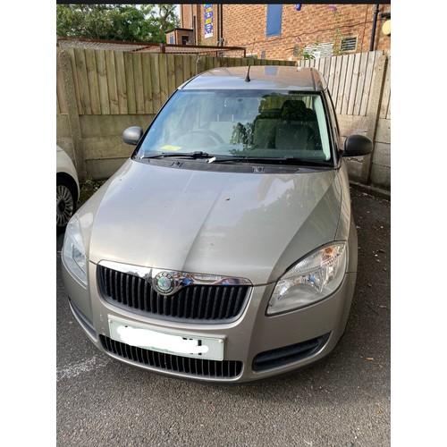 1 - A Skoda Roomster 1.4TDIPD motor car, 153000 miles approx., current MOT, two owners from new

To be o... 