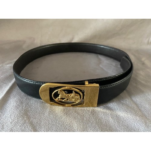 146 - A vintage Celine brown calf leather reversible belt with gilt metal horse and carriage buckle - 35 1... 