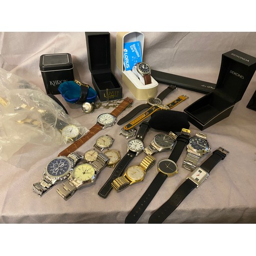 224 - Four Timex wristwatches, a Sekonda wristwatch and a selection of dress watches various