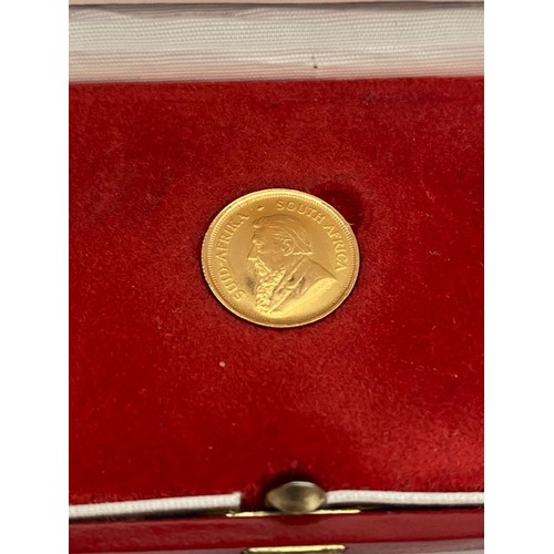 238 - A 1988 gold 1/10oz gold Rand in fitted box  

Please note buyers premium does not apply to this lot