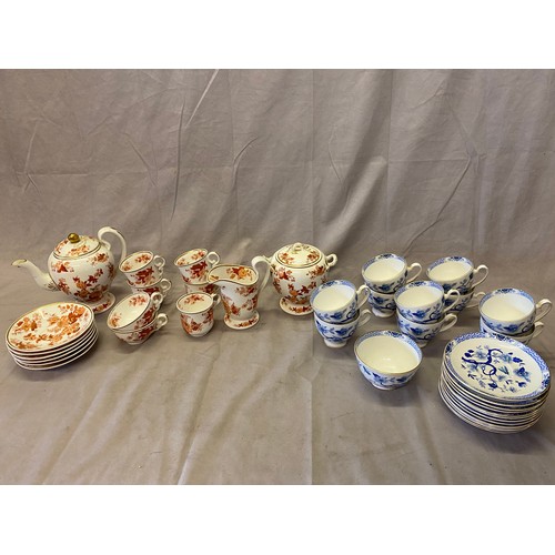 116 - A selection of Spode Felspar pattern wares comprising:- teapot, covered sucrier, milk jug, two tea c... 