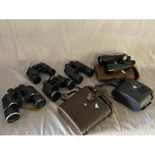 291 - A selection of binoculars