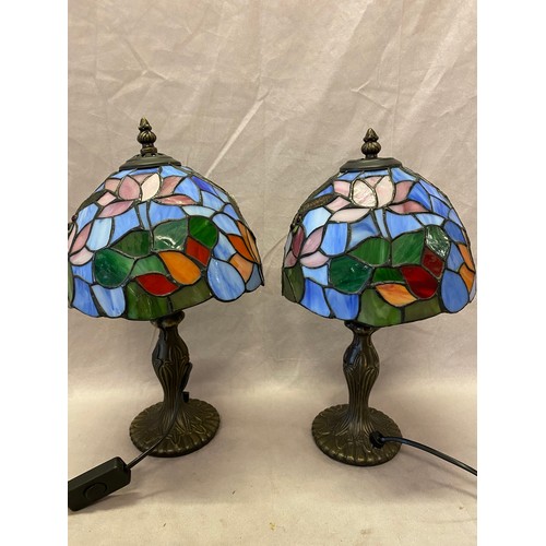 48 - A pair of reproduction Tiffany style tablelamp bases with shades and Peter Snell.  A modern oil on c... 