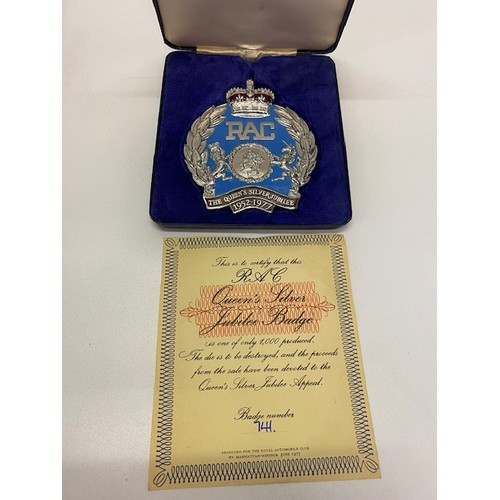 317 - An RAC Queens Silver Jubilee badge no. 741 of 1000 in fitted box with certificate