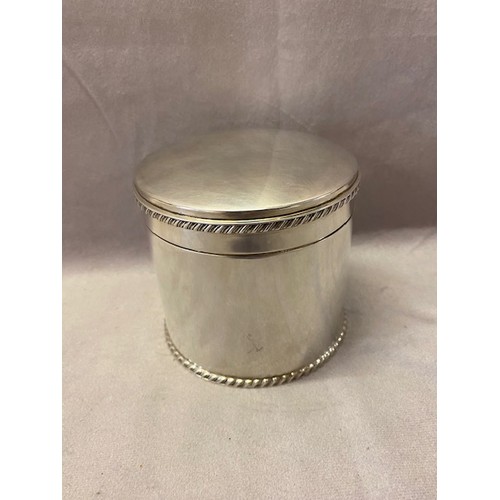 241 - A large circular silver trinket box with gadroon decoration - Birmingham 1993, makers marks for J B ... 