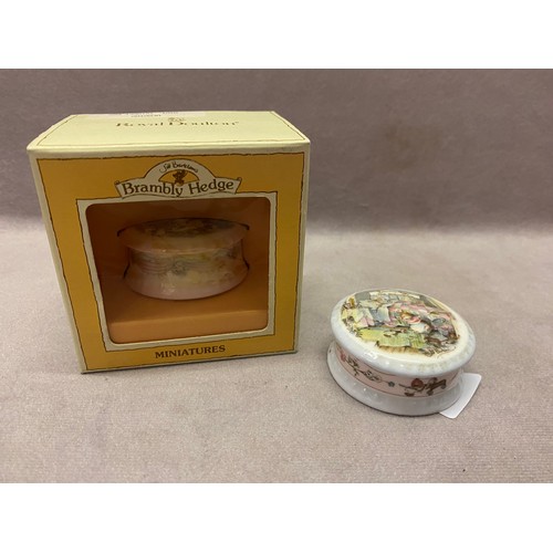 97 - Two Royal Doulton Brambly Hedge miniature trinket boxes - Wedding, boxed and The Birthday, unboxed