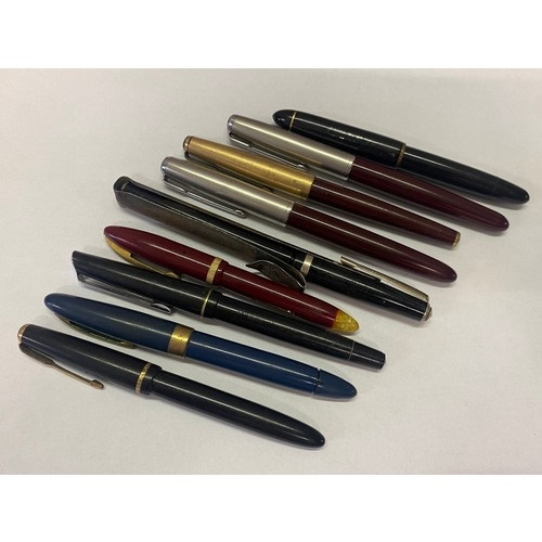 251 - A collection of fountain pens including Parker, Shaeffer, Conway Stewart etc..