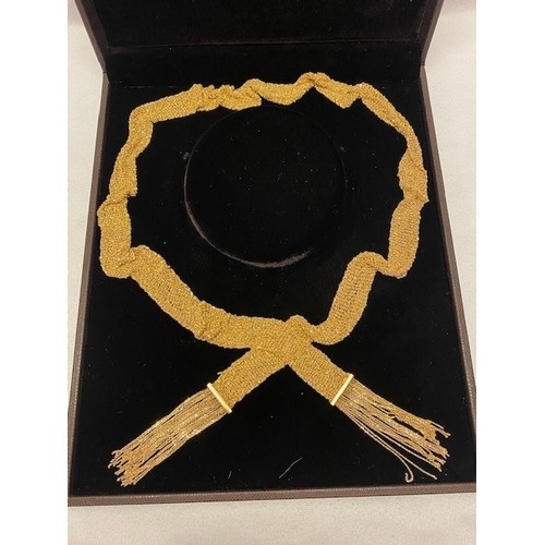 227 - A Boucheron 18ct. gold Delilah necklace, signed to the front Boucheron and numbered to the reverse E... 