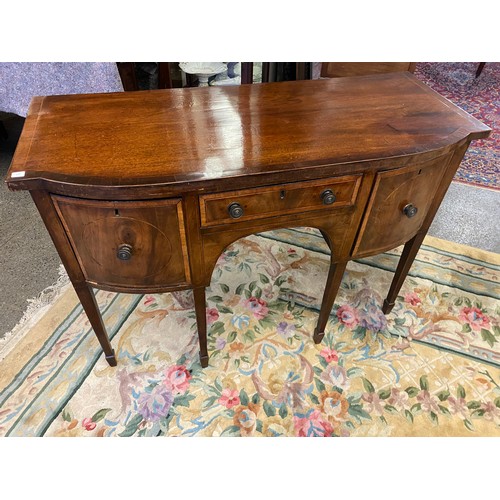 48 - A Georgian mahogany dining table with 'D' shaped ends, extra centre leaf, on turned baluster form co... 