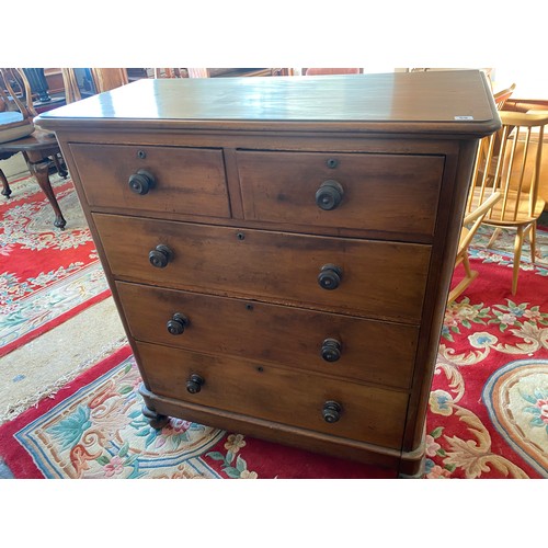 55 - A Victorian mahogany straight front chest fitted two narrow and three wide drawers, turned wood knob... 