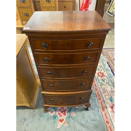 24 - A reproduction mahogany small chest on chest fitted five graduated drawers, on short cabriole legs -... 