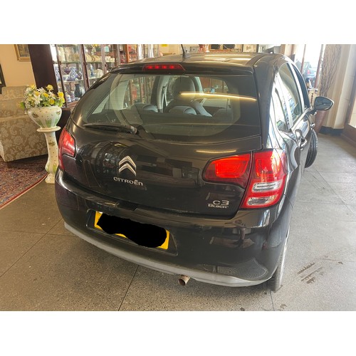 1 - A Citroen C3 1.4i hatchback 12 registration, 5 door, petrol, manual, 39432 miles approx., one owner ... 