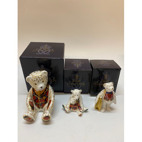 101 - Three Royal Crown Derby paperweights, all boxed - Miniature Bear Shopper With Love, Miniature Bear M... 