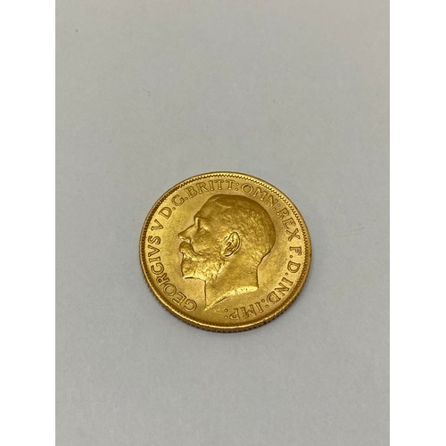 233 - A gold sovereign dated 1913