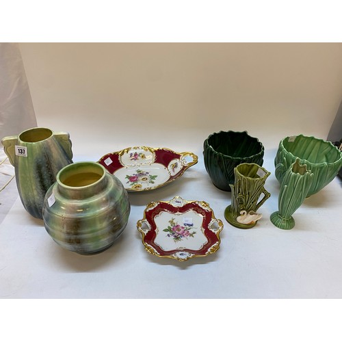 137 - Two Sylvac vases with green and pink mottled glaze, two green leaf form plates and two vases togethe... 