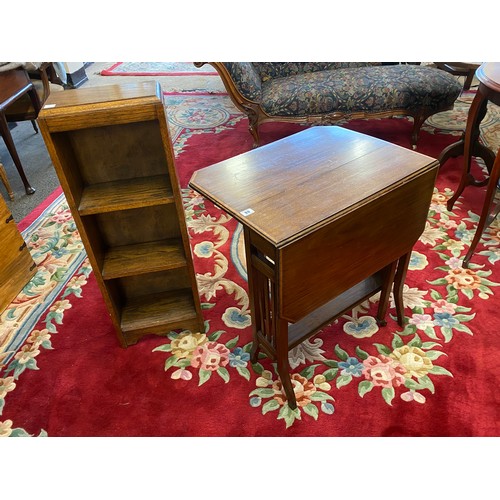 88 - An Edwardian mahogany and satinwood crossbanded Sutherland table fitted two rectangular drop flaps, ... 
