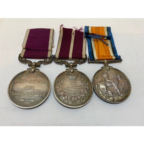 304 - A group of three medals awarded to 16809 Pte (A.Cpl) A.E.H Riding R.A.M.C  comprising:- British War ... 