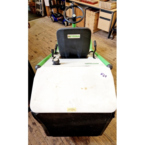 421 - Etesia bahia ride on hydrostatic lawn mower, non runner