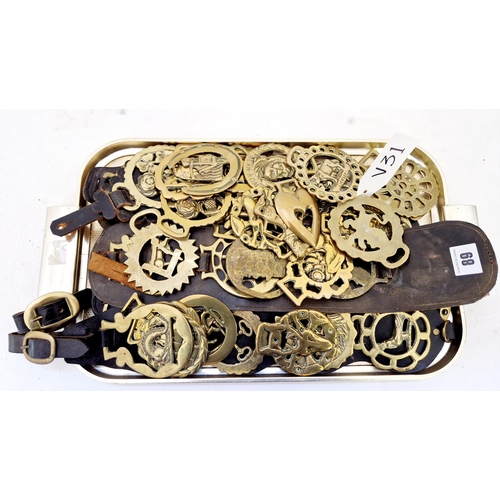 89 - Qty of martingales and horse brasses