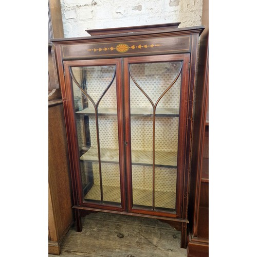 383 - Early 20th century mahogany glazed display cabinet with fretted doors