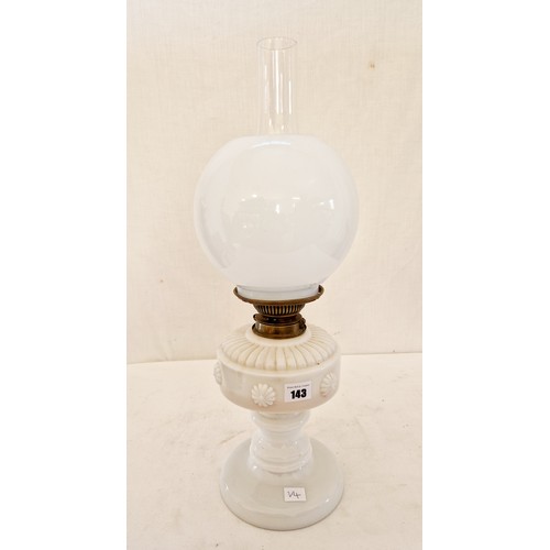 143 - Hinks's Duplex white glass oil lamp with shade (crack to reservoir)
