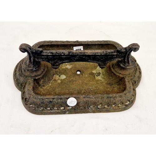 165 - Victorian cast iron boot scraper