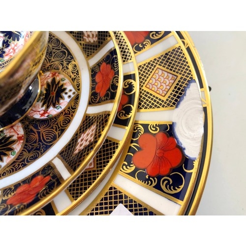 72 - 6 pieces of Royal Crown Derby Imari etc