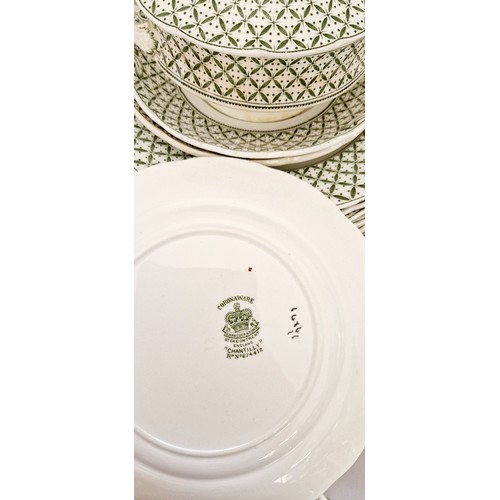 68 - Various dinnerware incl. Coronaware Chantilly and Wedgwood Eden